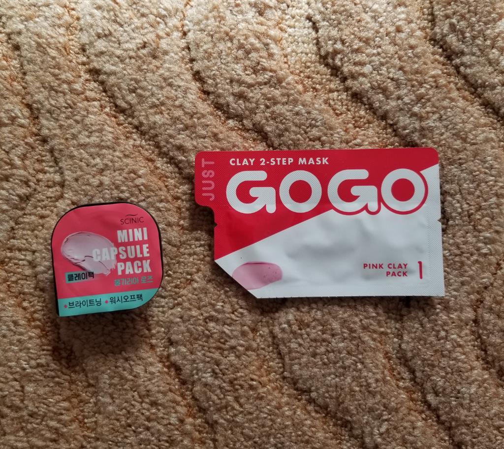 JUST GO GO BRIGHTENING MASK Осветляющий двухэтапный сет масок: глиняной и тканевой.