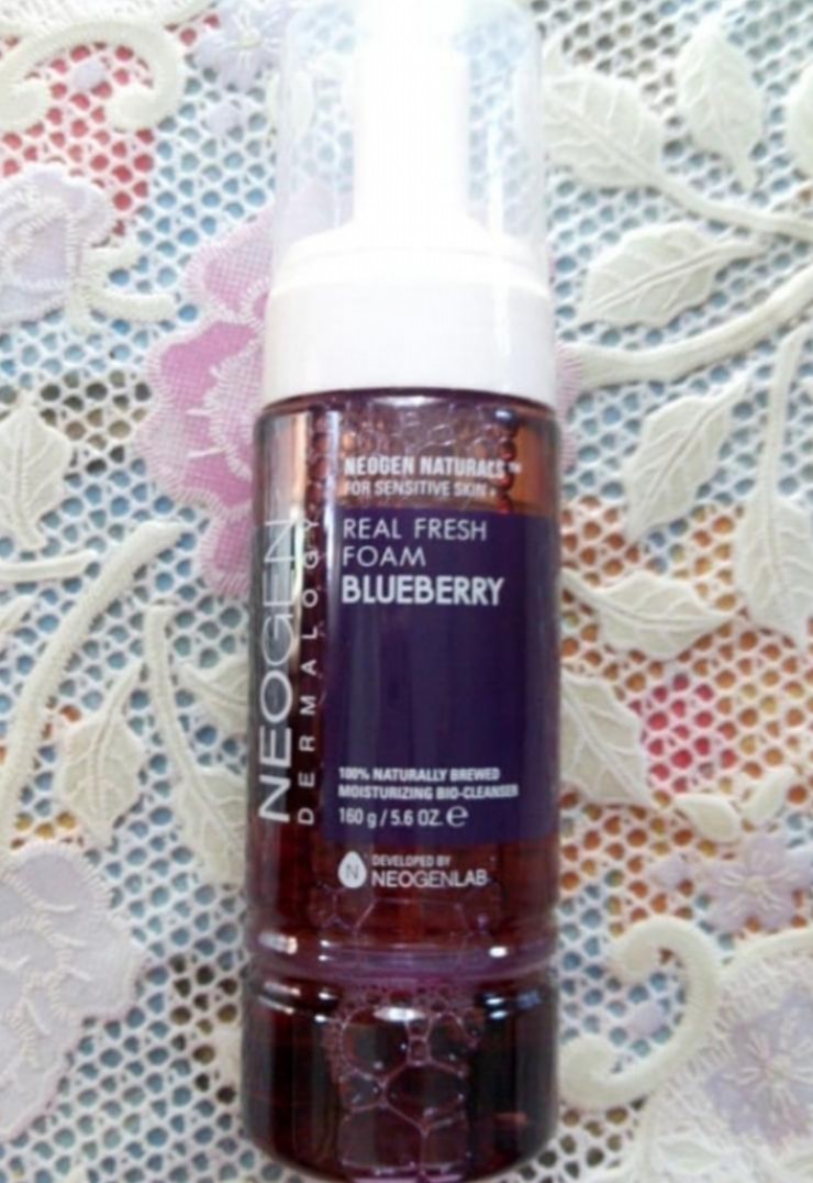 Neogen Dermalogy Real Fresh Foam  Blueberry Пенка для умывания лица с ягодами черники.