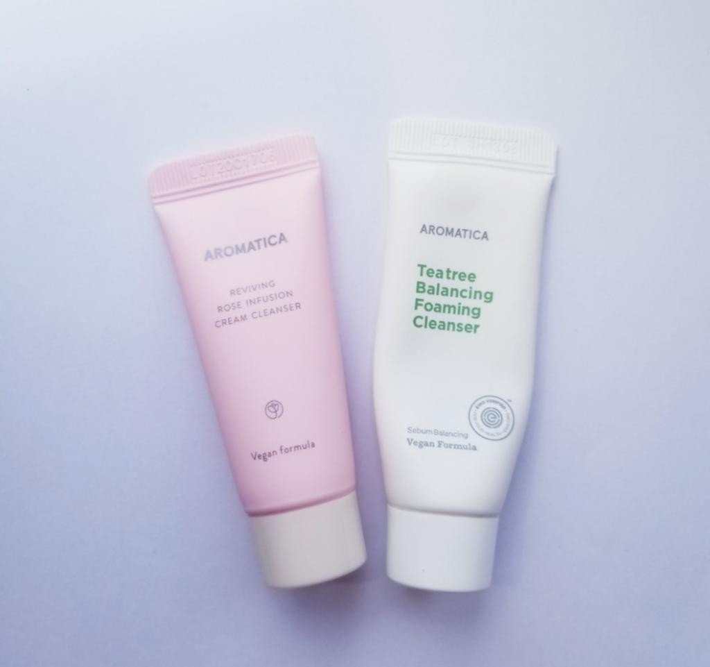 Aromatica Reviving Rose Infusion Cream Cleanser Кремовая пенка для умывания