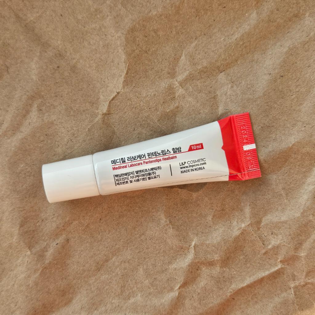 Mediheal Labocare Panteno LIPS HEALBALM Восстанавливающий бальзам для губ с пантенолом