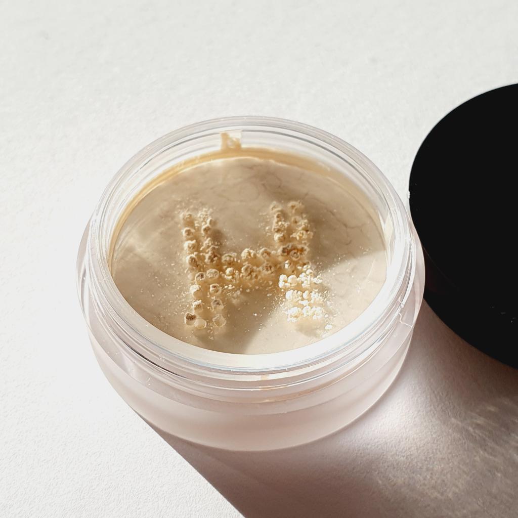 Hourglass Veil Translucent Setting powder Алмазная пудра для лица