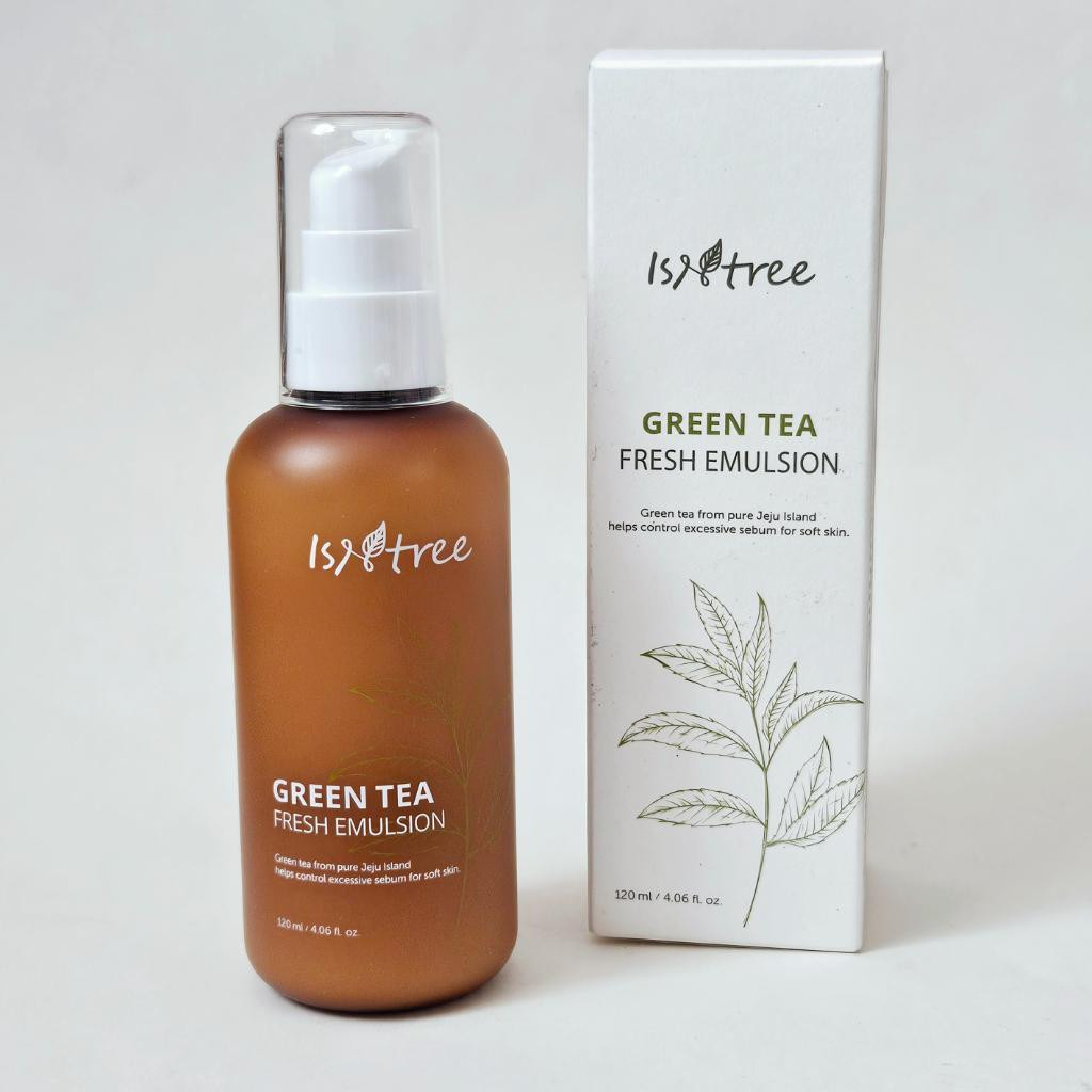 IsNtree Green Tea Fresh Emulsion Освежающая эмульсия с зелёным чаем.