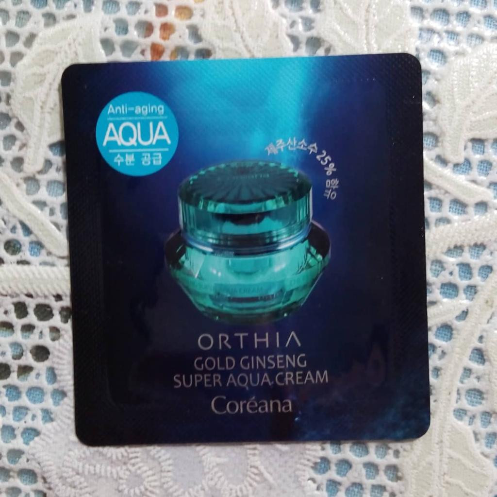 Coreana Orthia Gold Ginseng Super Aqua Cream Супер увлажняющий антивозрастной крем.