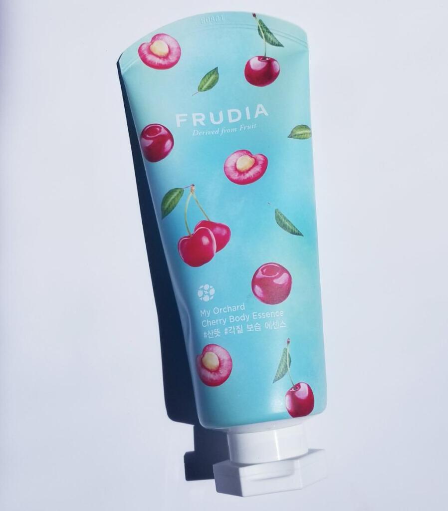 Frudia My Orchard Cherry Body Essence Молочко для тела с вишней.
