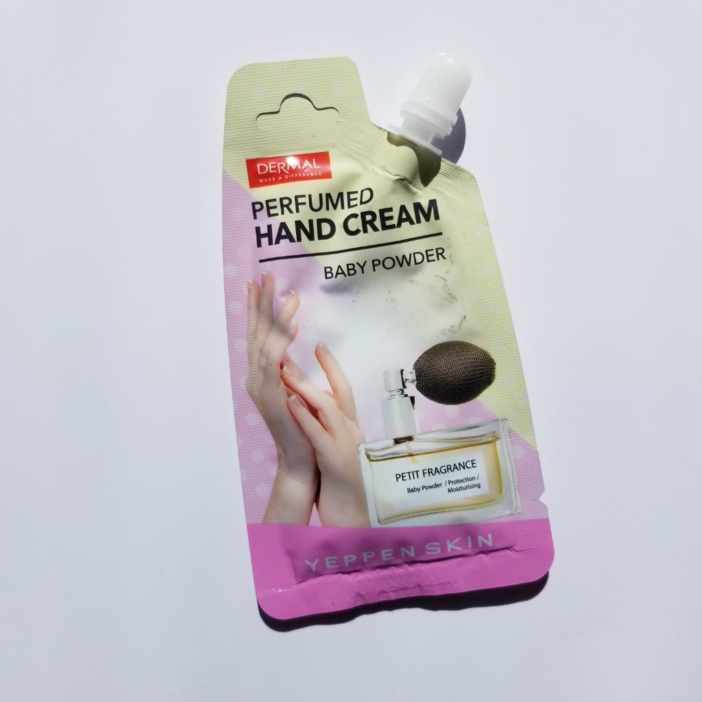 Dermal Perfumed Handcream Baby Powder Парфюмированный защищающий и увлажняющий крем для рук с ароматом детской присыпки.
