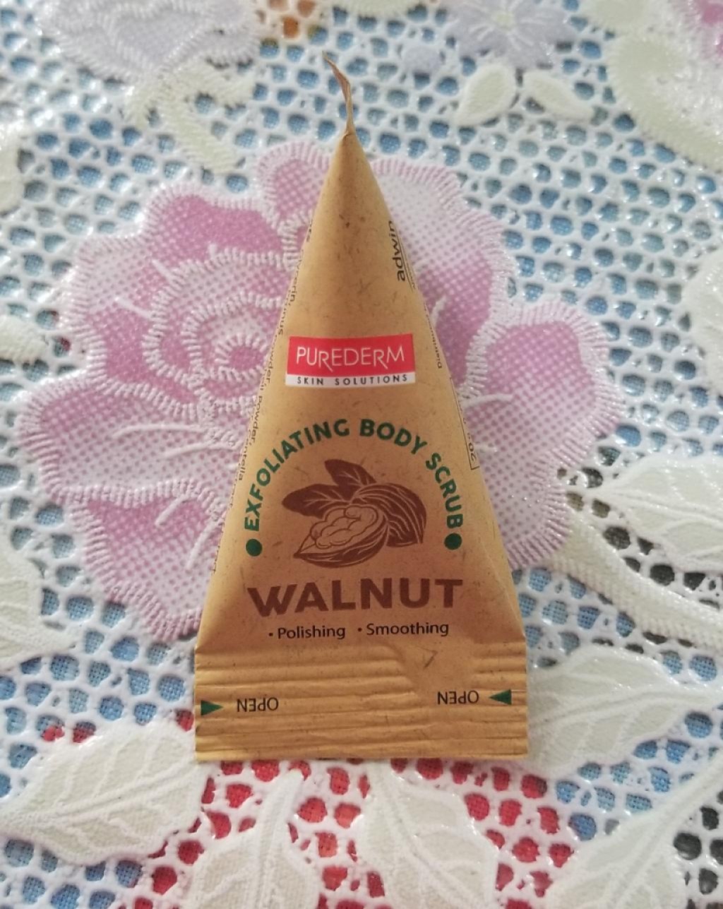 Purederm Walnut Exfoliating Body Scrub Ореховый скраб для тела